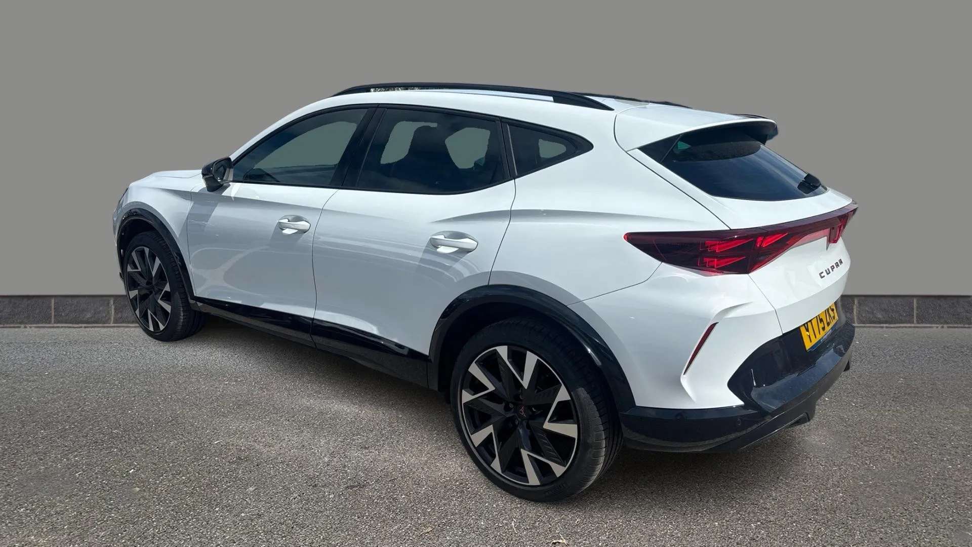 A 2025 CUPRA FORMENTOR 1.5 eTSI 150 V2 DSG A 2025 CUPRA FORMENTOR 1.5 eTSI 150 V2 DSG