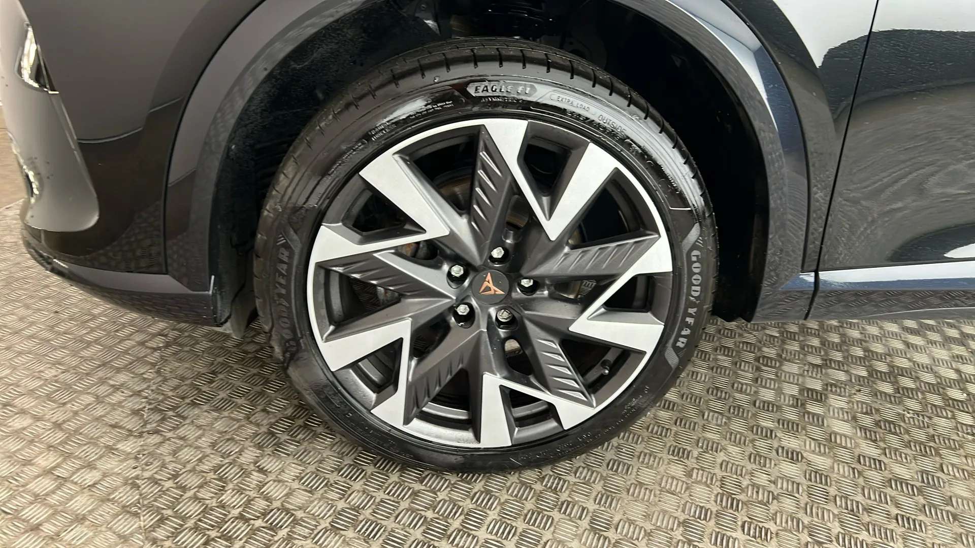 2025 CUPRA FORMENTOR 2025 CUPRA FORMENTOR