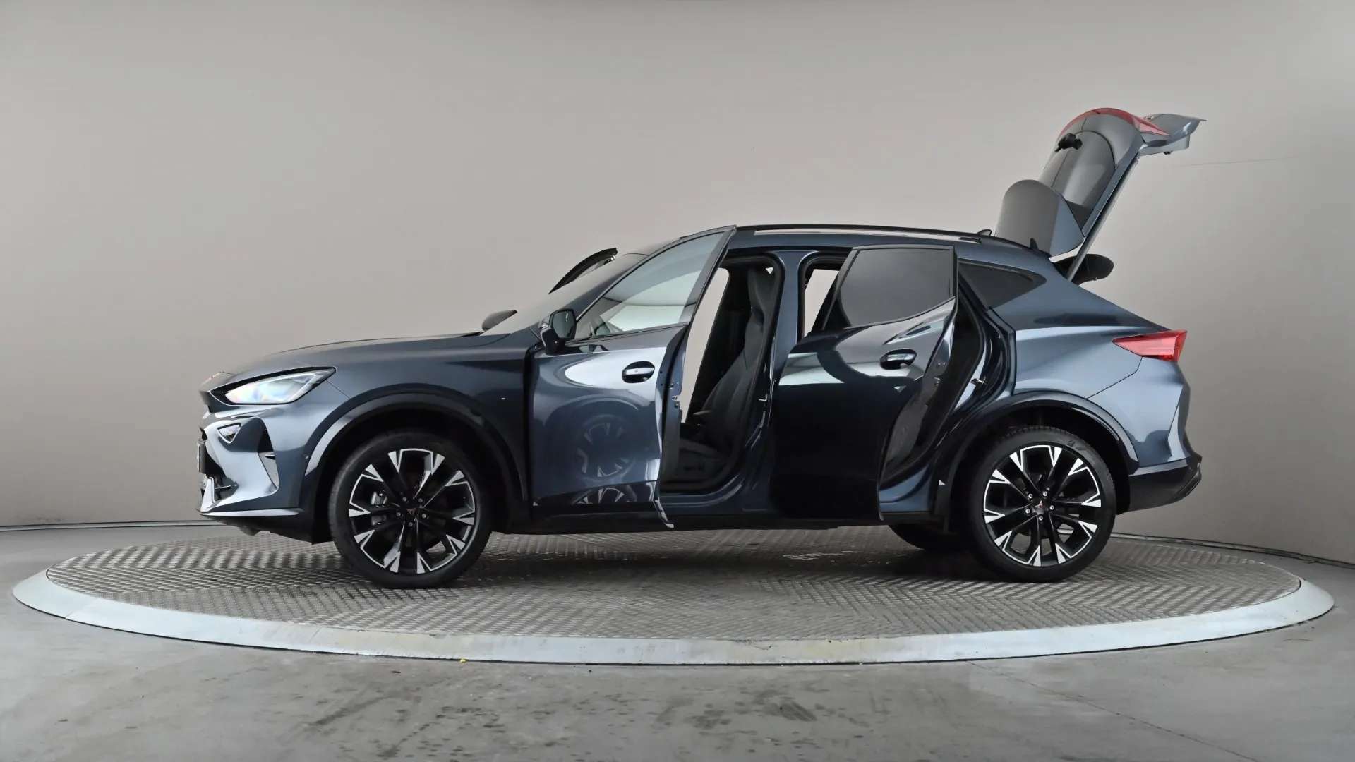 2025 CUPRA FORMENTOR 2025 CUPRA FORMENTOR