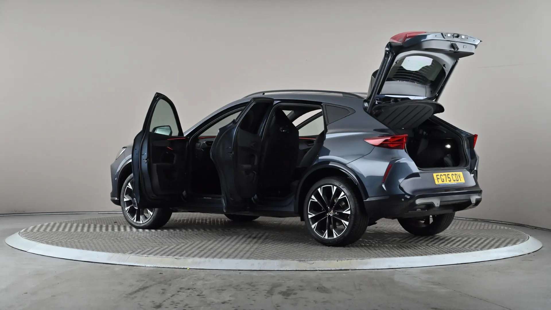 2025 CUPRA FORMENTOR 2025 CUPRA FORMENTOR