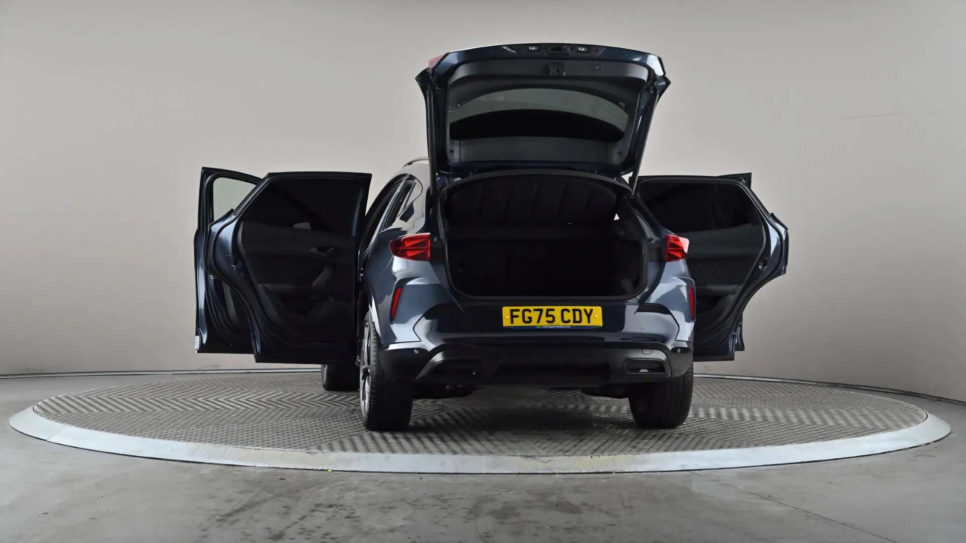 2025 CUPRA FORMENTOR 2025 CUPRA FORMENTOR