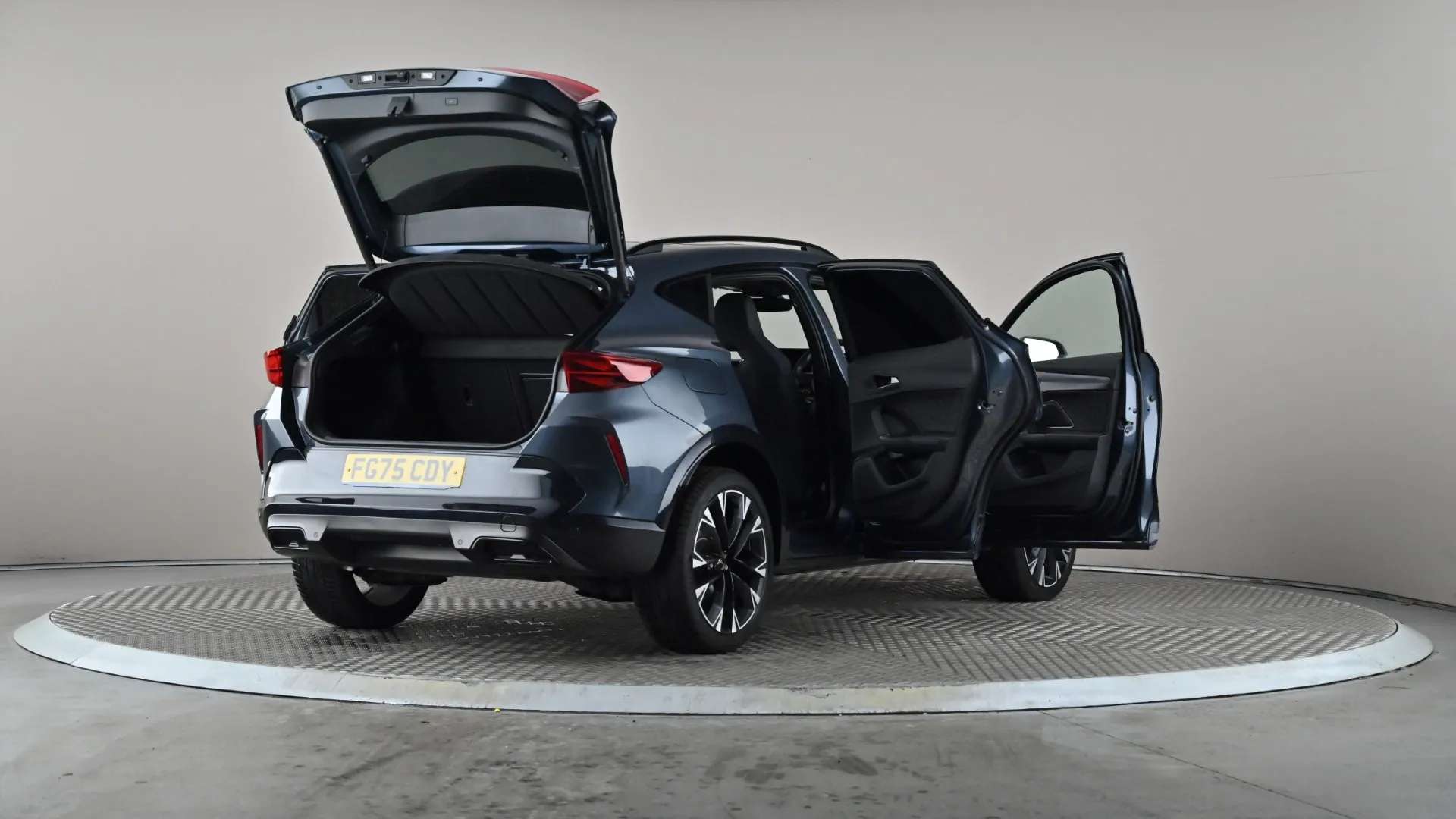 2025 CUPRA FORMENTOR 2025 CUPRA FORMENTOR