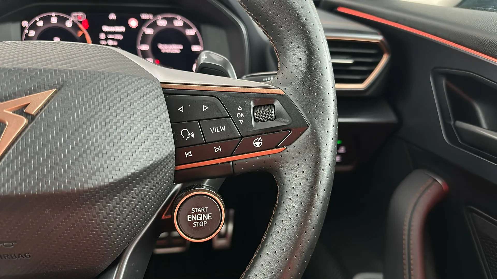 2025 CUPRA FORMENTOR 2025 CUPRA FORMENTOR