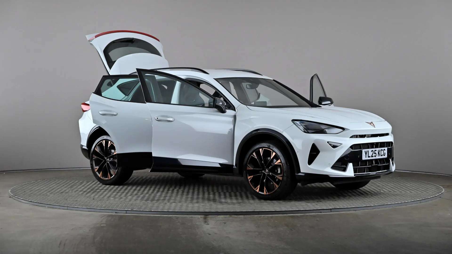 2025 CUPRA FORMENTOR 2025 CUPRA FORMENTOR