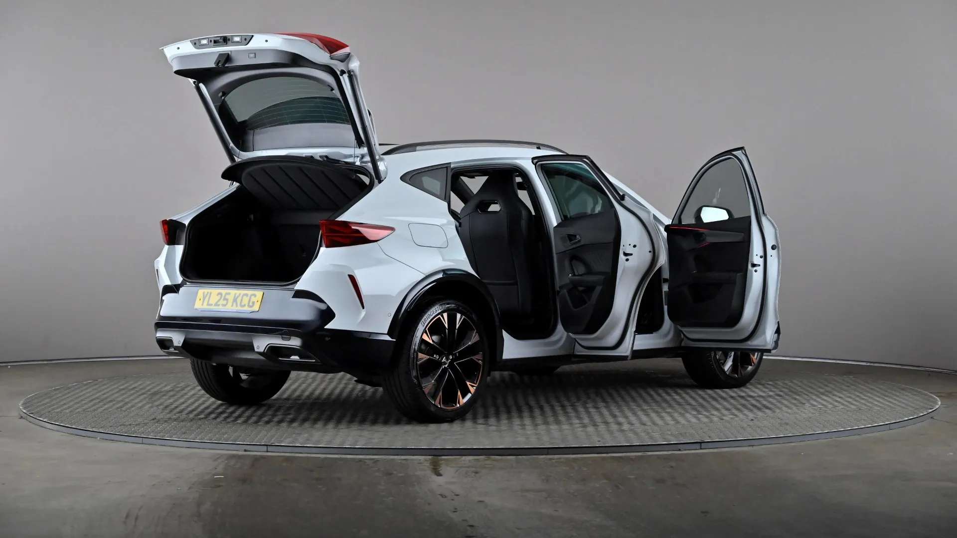 2025 CUPRA FORMENTOR 2025 CUPRA FORMENTOR