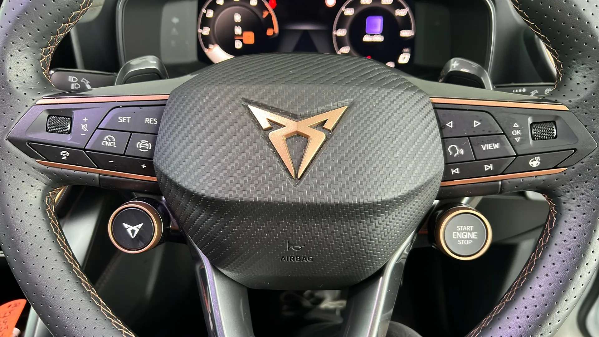 2025 CUPRA FORMENTOR 2025 CUPRA FORMENTOR