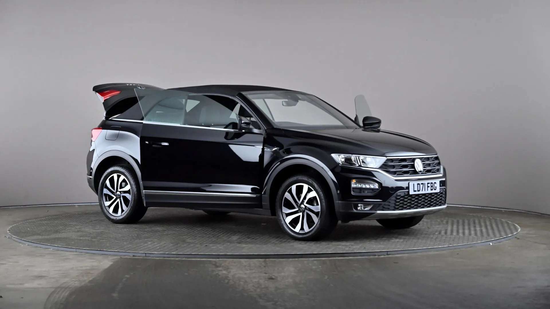2021 VOLKSWAGEN T-ROC 2021 VOLKSWAGEN T-ROC