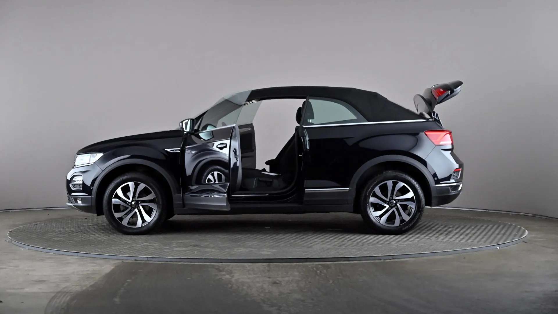 2021 VOLKSWAGEN T-ROC 2021 VOLKSWAGEN T-ROC