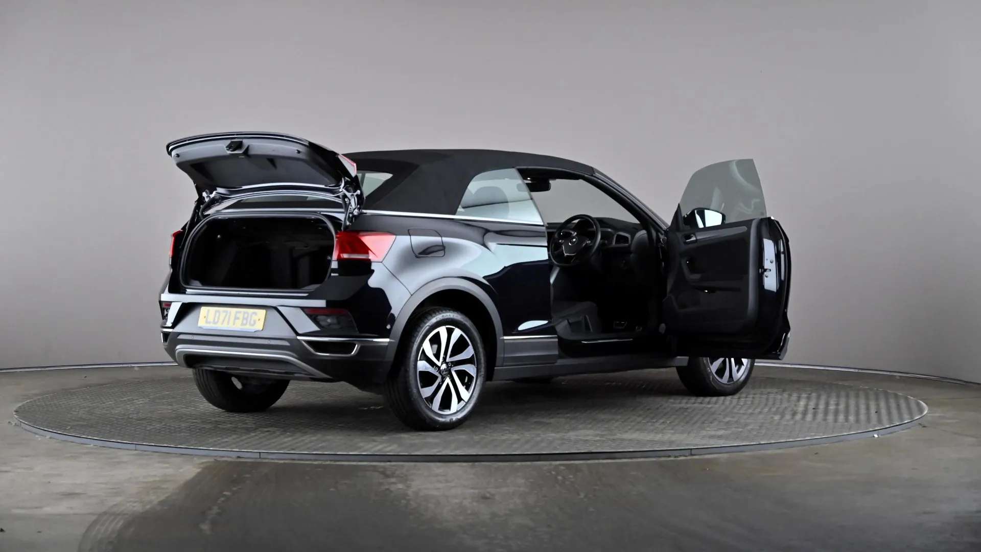 2021 VOLKSWAGEN T-ROC 2021 VOLKSWAGEN T-ROC