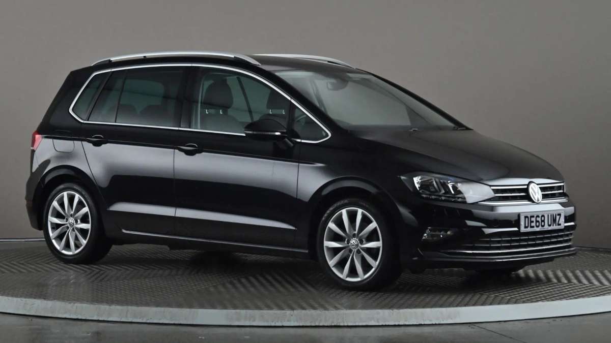 Check out this Volkswagen Golf Sv 2018 Petrol Manual