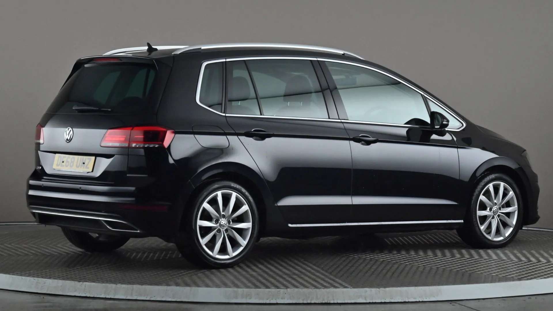 2018 VOLKSWAGEN GOLF SV 2018 VOLKSWAGEN GOLF SV