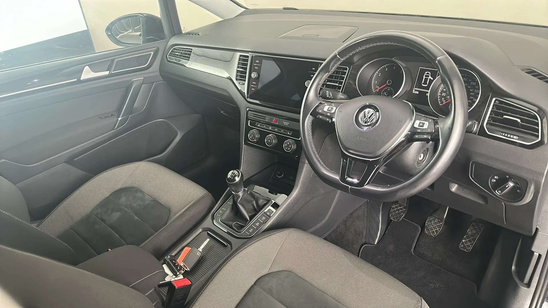 2018 VOLKSWAGEN GOLF SV 2018 VOLKSWAGEN GOLF SV