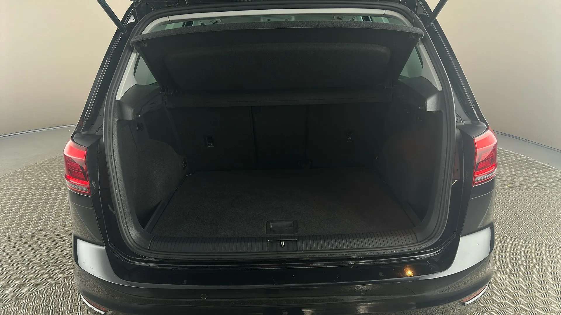 2018 VOLKSWAGEN GOLF SV 2018 VOLKSWAGEN GOLF SV