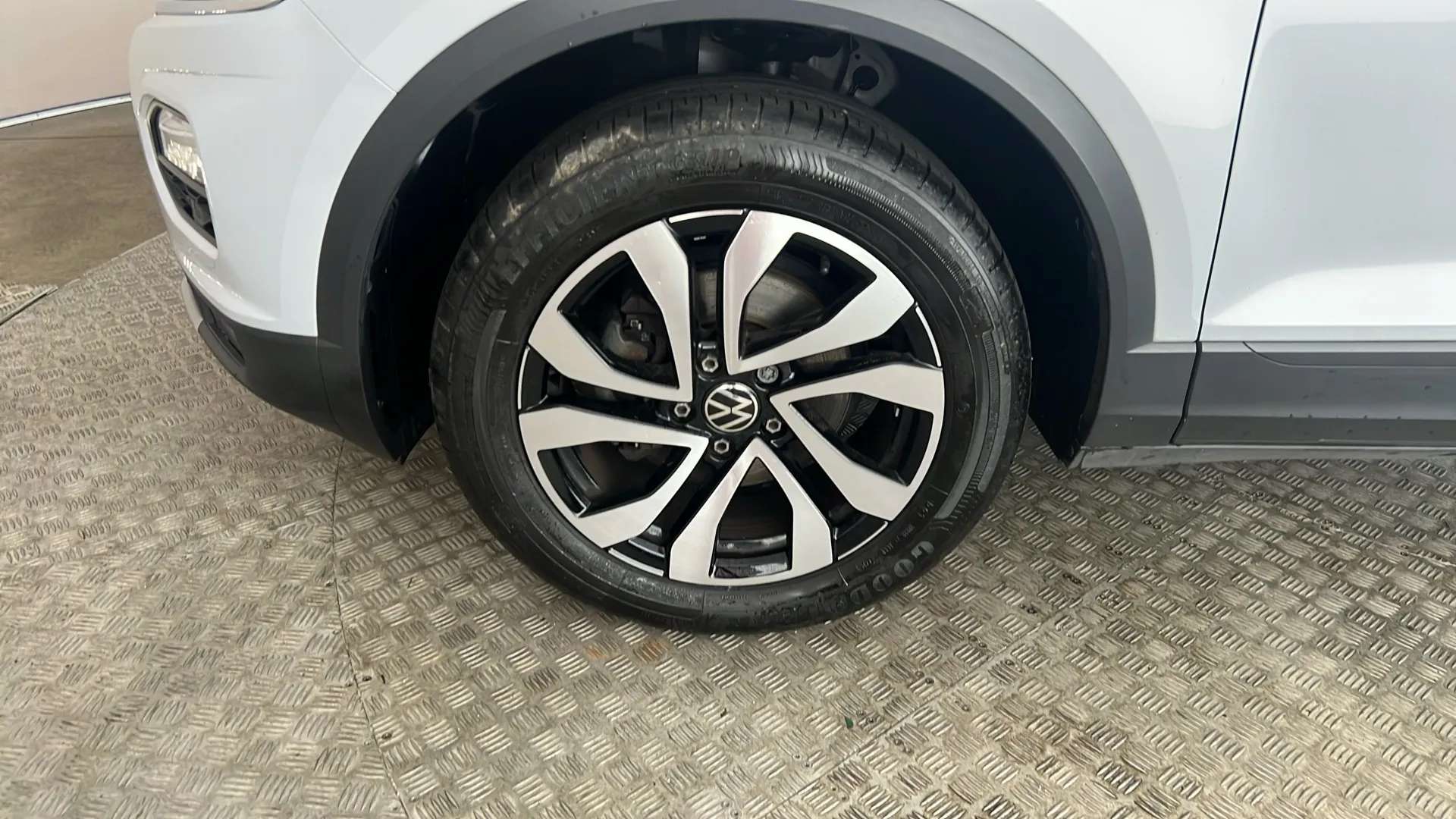 2021 VOLKSWAGEN T-ROC 2021 VOLKSWAGEN T-ROC