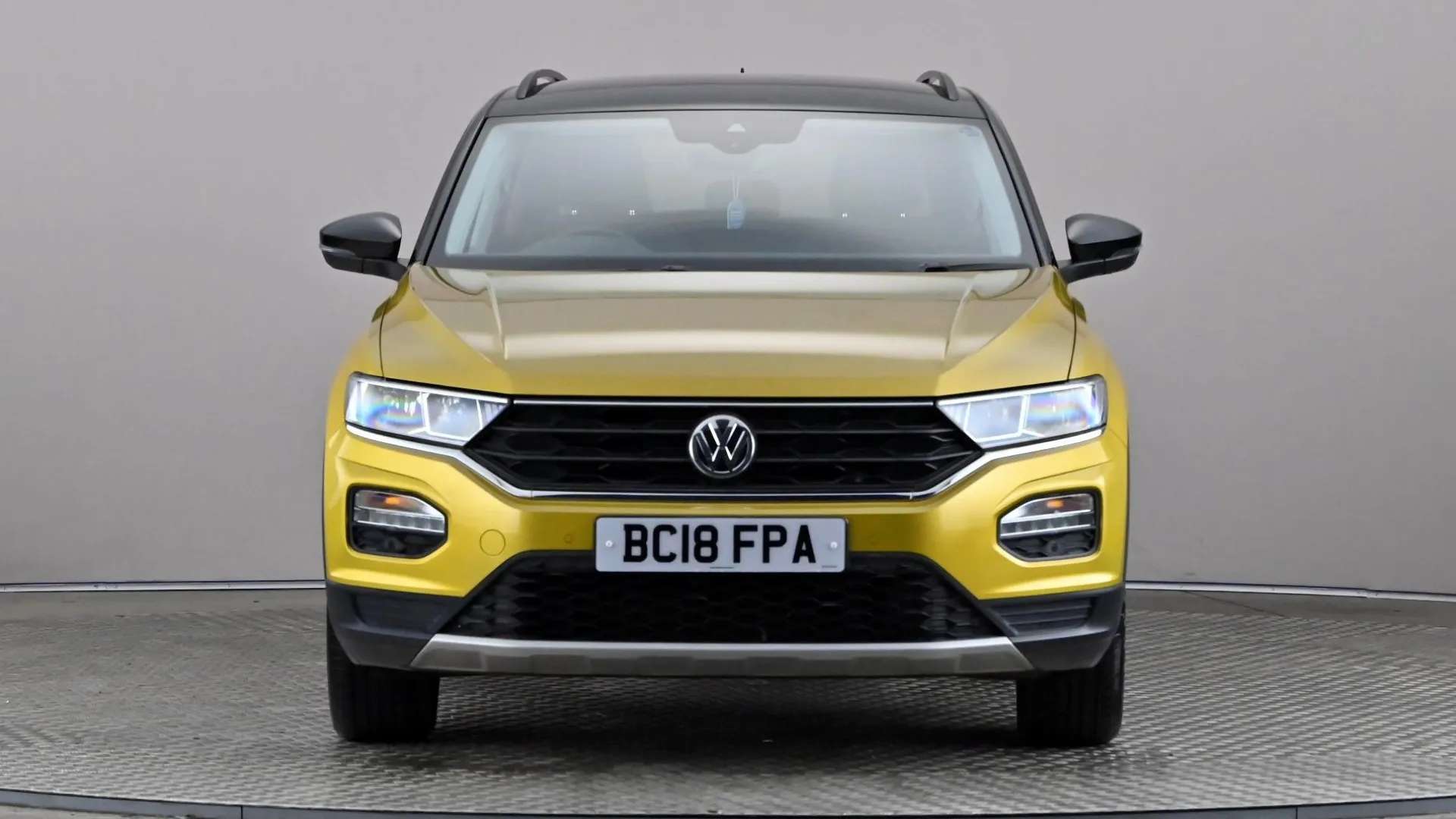 A 2018 VOLKSWAGEN T-ROC 1.5 TSI EVO Design A 2018 VOLKSWAGEN T-ROC 1.5 TSI EVO Design