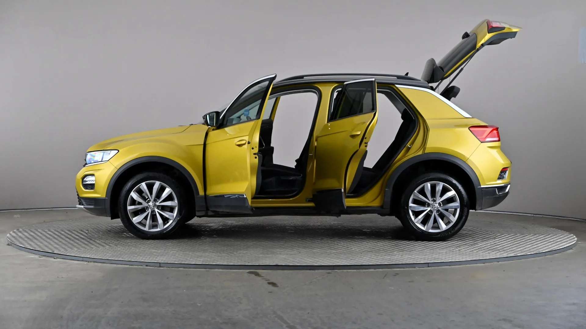 2018 VOLKSWAGEN T-ROC 2018 VOLKSWAGEN T-ROC