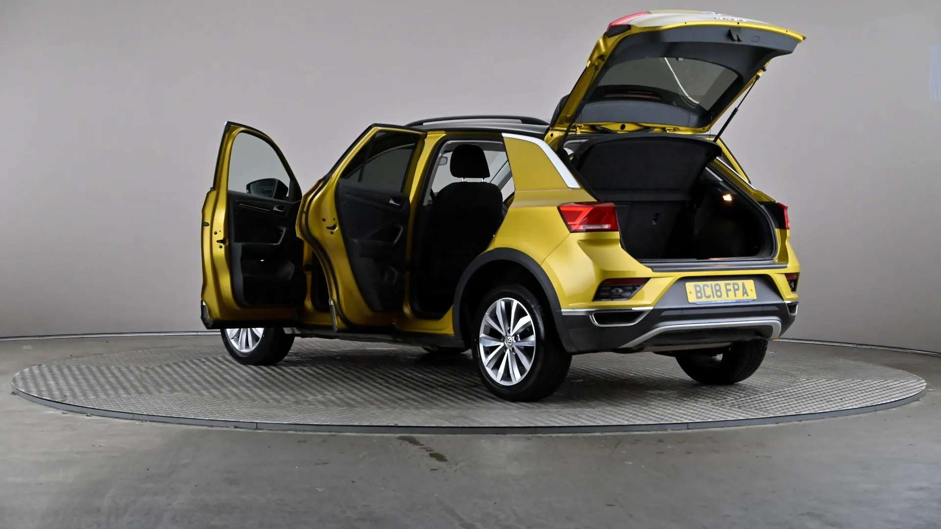 2018 VOLKSWAGEN T-ROC 2018 VOLKSWAGEN T-ROC