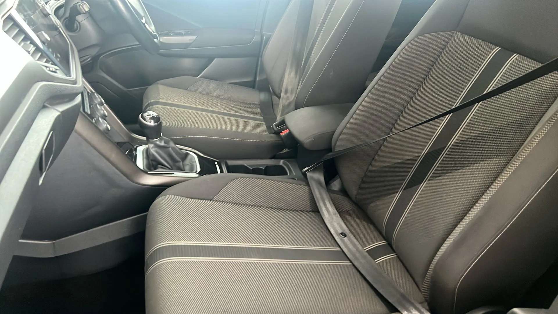 2018 VOLKSWAGEN T-ROC 2018 VOLKSWAGEN T-ROC
