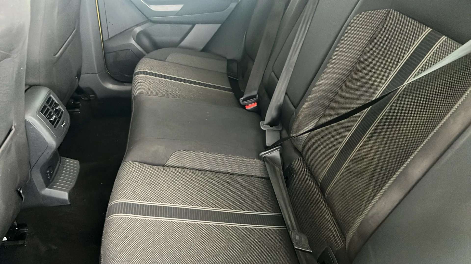 2018 VOLKSWAGEN T-ROC 2018 VOLKSWAGEN T-ROC
