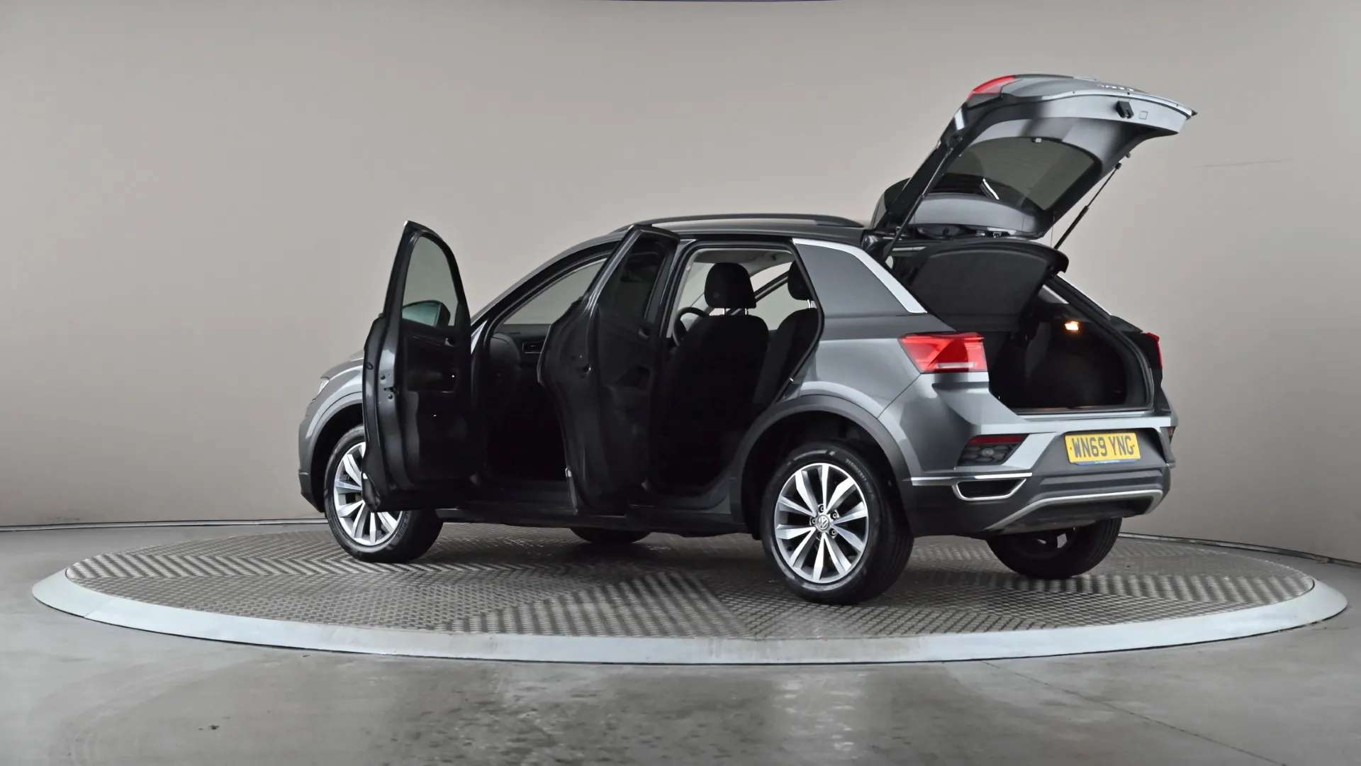 2019 VOLKSWAGEN T-ROC 2019 VOLKSWAGEN T-ROC
