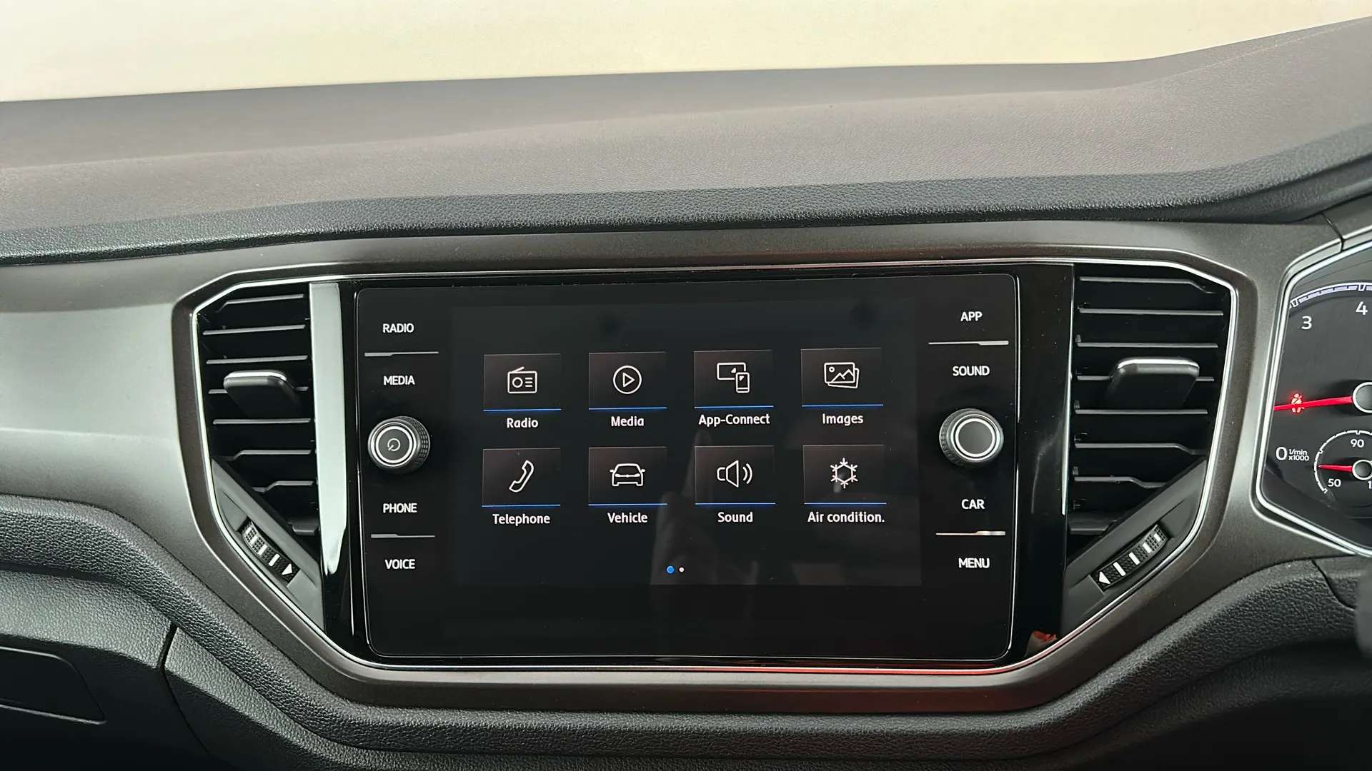 2019 VOLKSWAGEN T-ROC 2019 VOLKSWAGEN T-ROC
