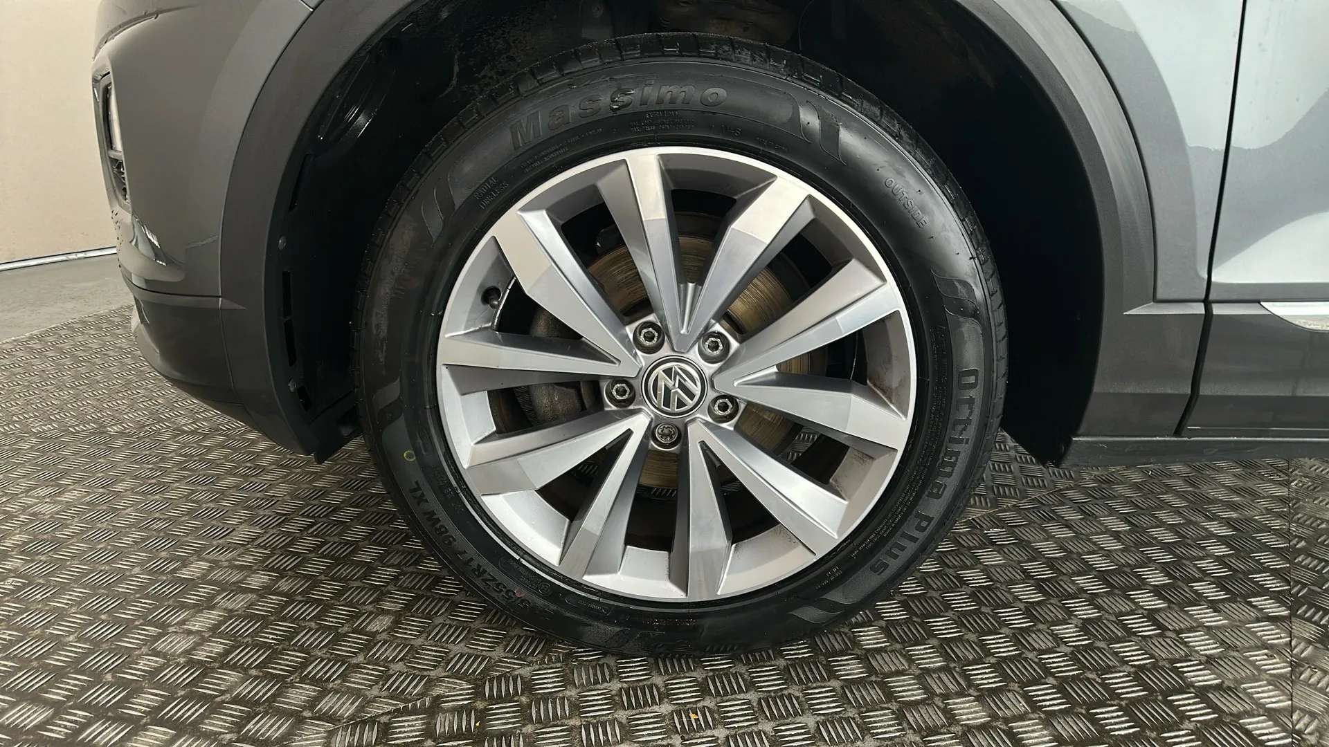 2019 VOLKSWAGEN T-ROC 2019 VOLKSWAGEN T-ROC
