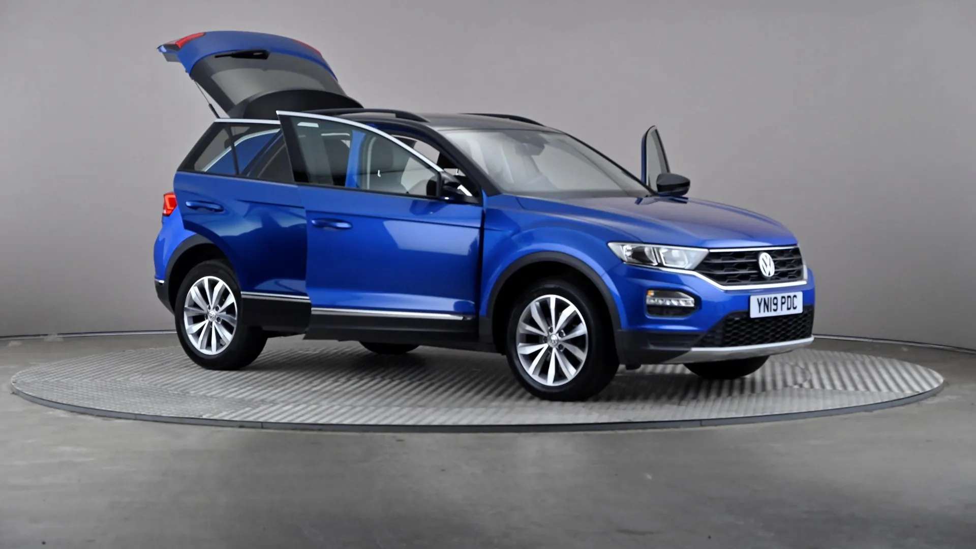 2019 VOLKSWAGEN T-ROC 2019 VOLKSWAGEN T-ROC