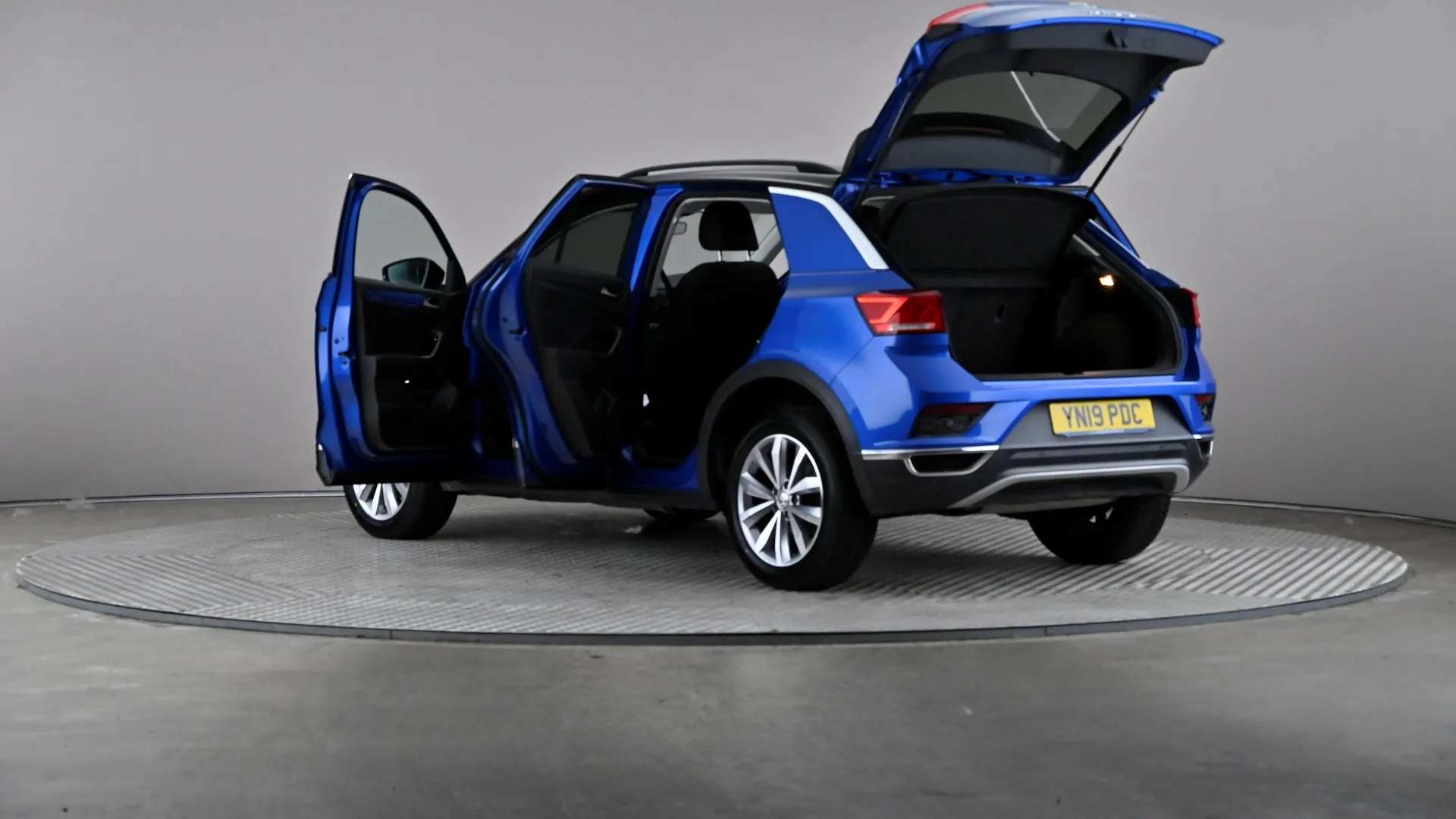 2019 VOLKSWAGEN T-ROC 2019 VOLKSWAGEN T-ROC