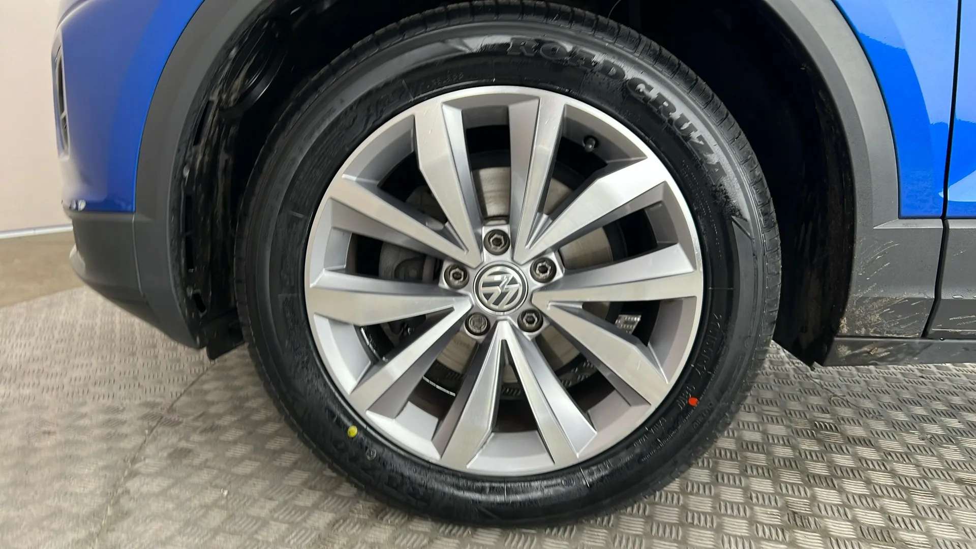 2019 VOLKSWAGEN T-ROC 2019 VOLKSWAGEN T-ROC
