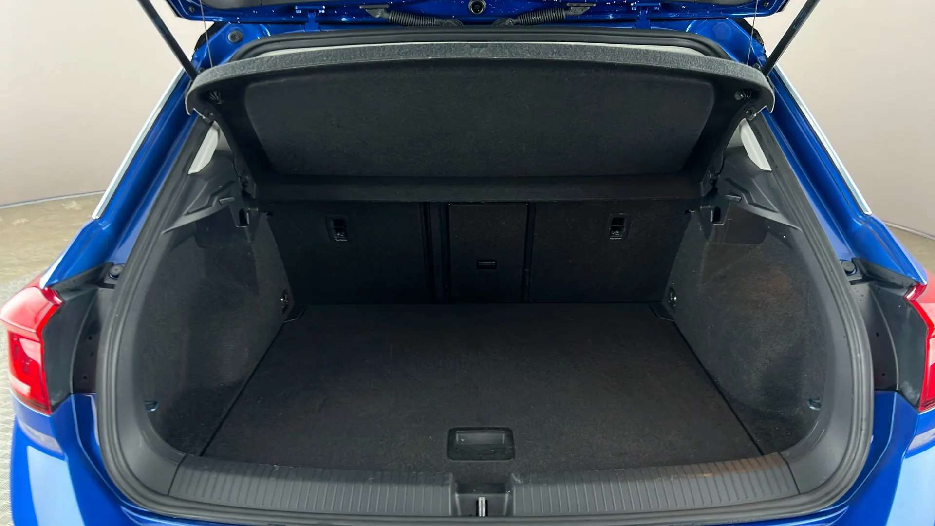 2019 VOLKSWAGEN T-ROC 2019 VOLKSWAGEN T-ROC