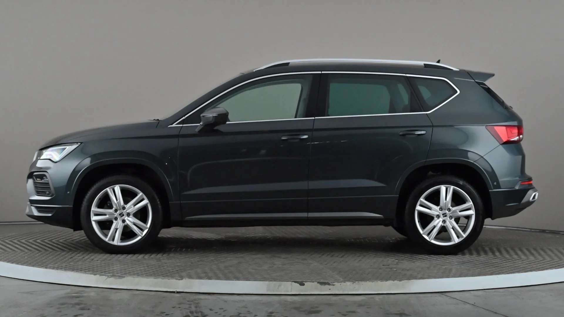 A 2023 SEAT ATECA 1.5 TSI EVO FR DSG A 2023 SEAT ATECA 1.5 TSI EVO FR DSG