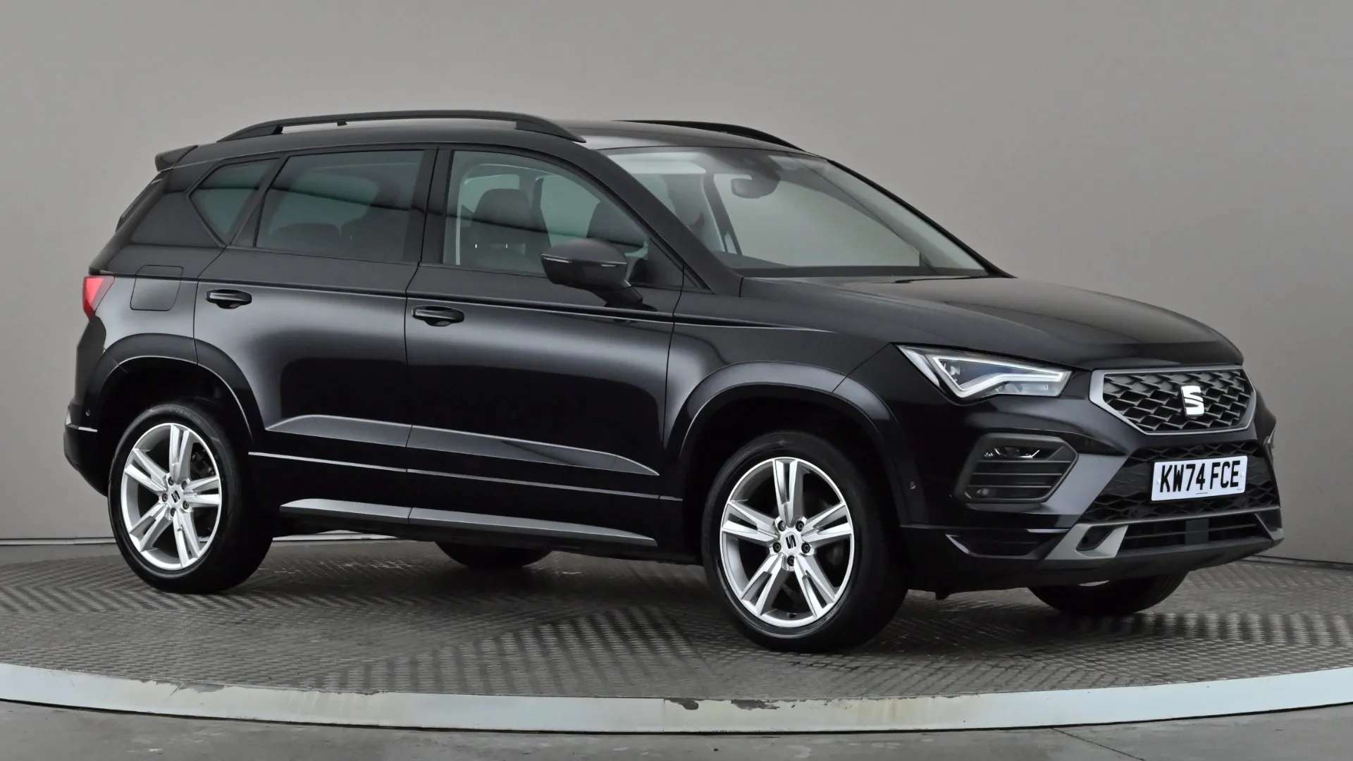 A 2024 SEAT ATECA 1.5 TSI EVO FR DSG A 2024 SEAT ATECA 1.5 TSI EVO FR DSG