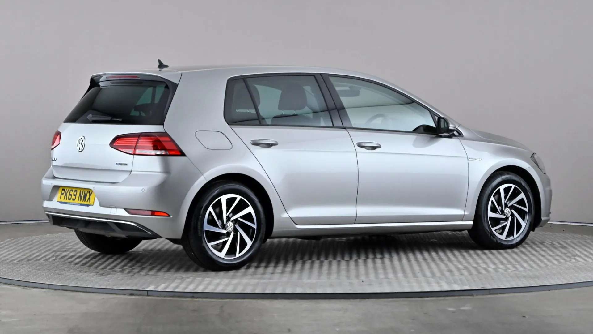 2019 VOLKSWAGEN GOLF 2019 VOLKSWAGEN GOLF