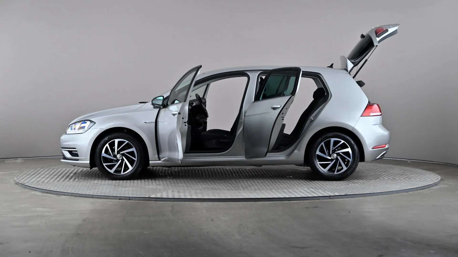 2019 VOLKSWAGEN GOLF 2019 VOLKSWAGEN GOLF