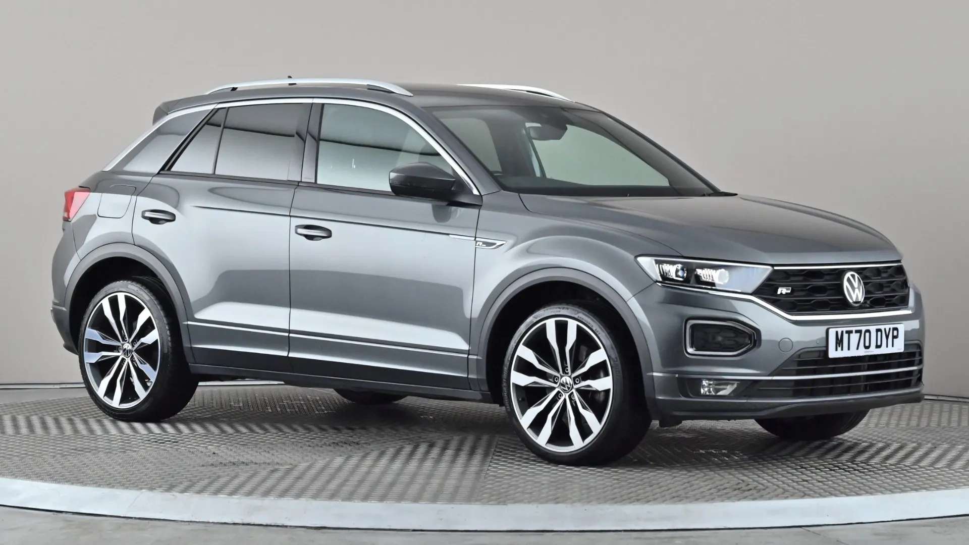 A 2020 VOLKSWAGEN T-ROC 1.5 TSI EVO R-Line A 2020 VOLKSWAGEN T-ROC 1.5 TSI EVO R-Line