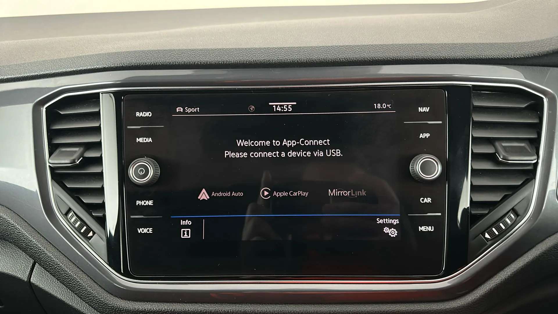 2020 VOLKSWAGEN T-ROC 2020 VOLKSWAGEN T-ROC