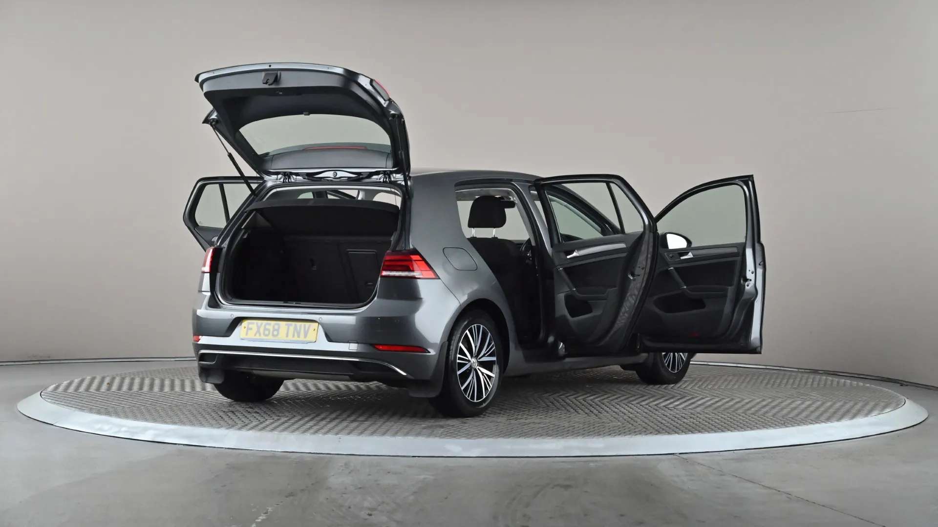 2018 VOLKSWAGEN GOLF 2018 VOLKSWAGEN GOLF