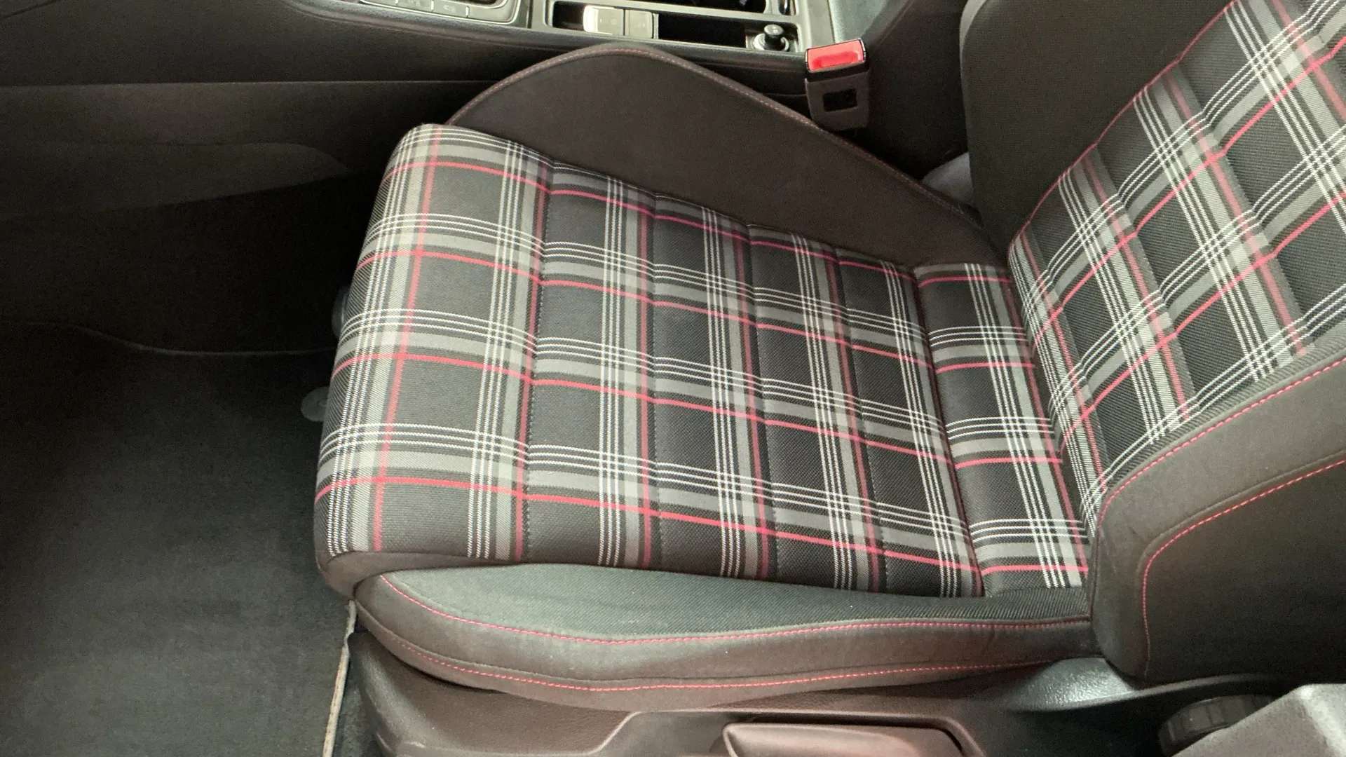 2018 VOLKSWAGEN GOLF 2018 VOLKSWAGEN GOLF