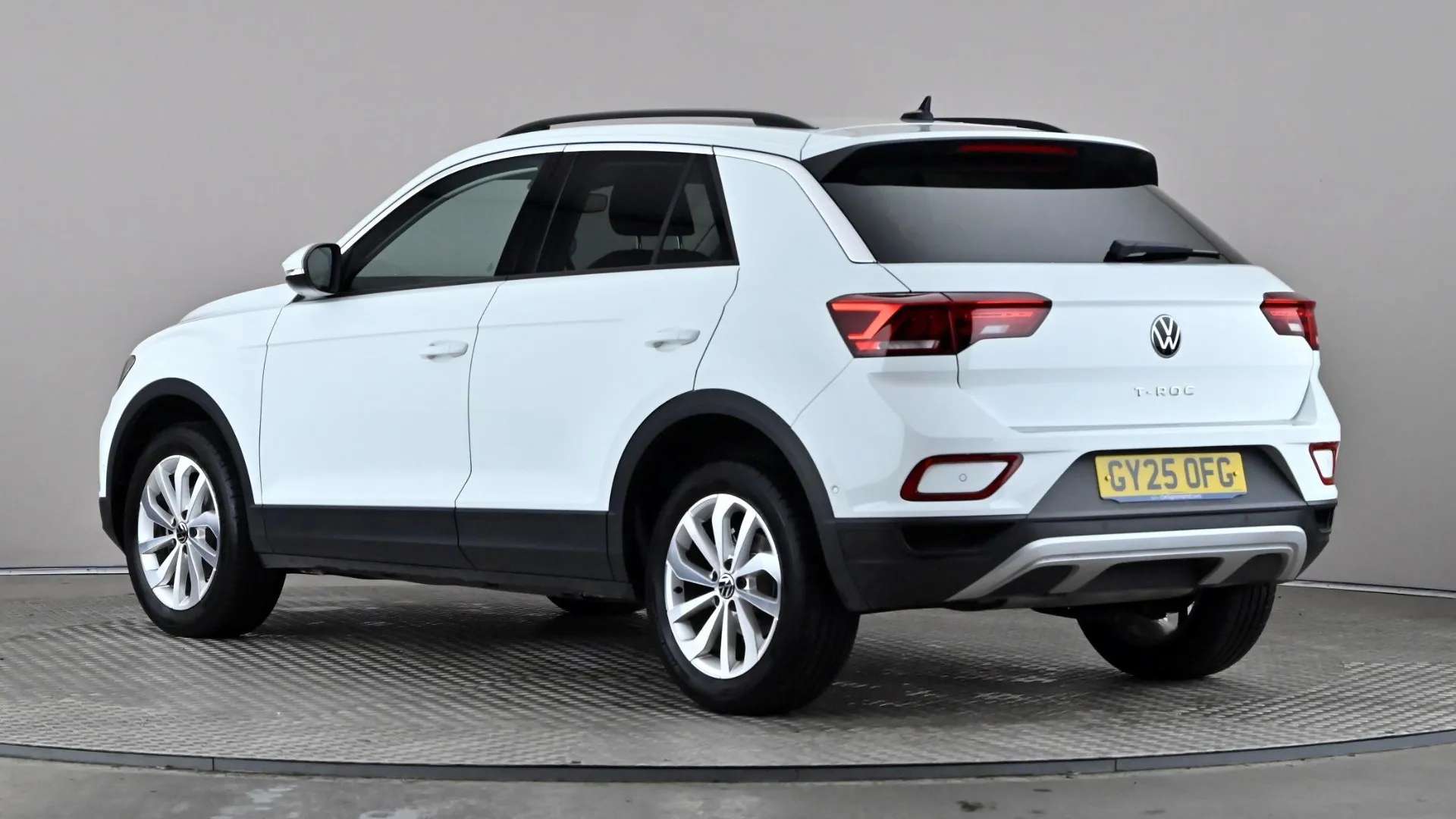 A 2025 VOLKSWAGEN T-ROC 1.5 TSI Match DSG A 2025 VOLKSWAGEN T-ROC 1.5 TSI Match DSG