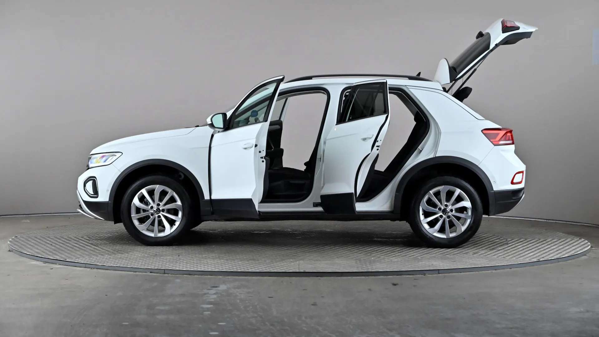 2025 VOLKSWAGEN T-ROC 2025 VOLKSWAGEN T-ROC