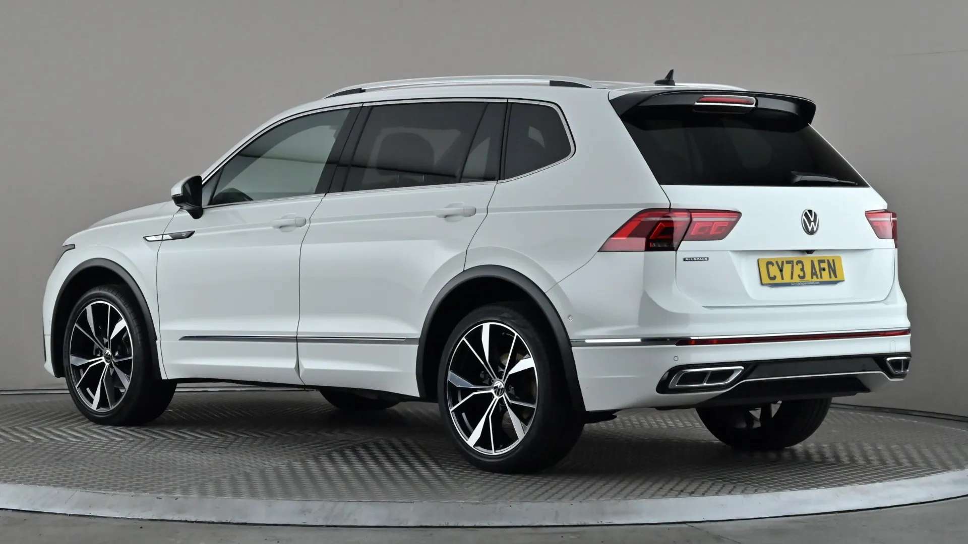 A 2023 VOLKSWAGEN TIGUAN ALLSPACE 1.5 TSI R-Line DSG A 2023 VOLKSWAGEN TIGUAN ALLSPACE 1.5 TSI R-Line DSG