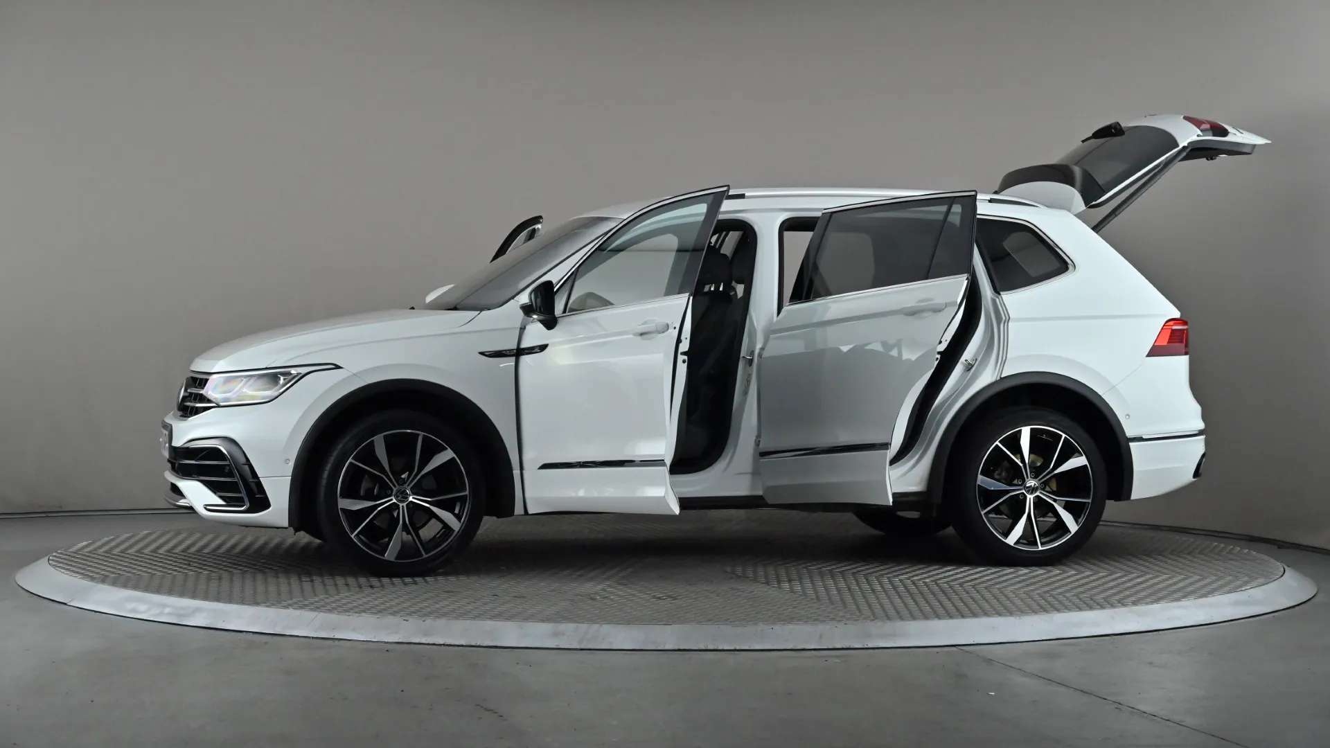 2023 VOLKSWAGEN TIGUAN ALLSPACE 2023 VOLKSWAGEN TIGUAN ALLSPACE