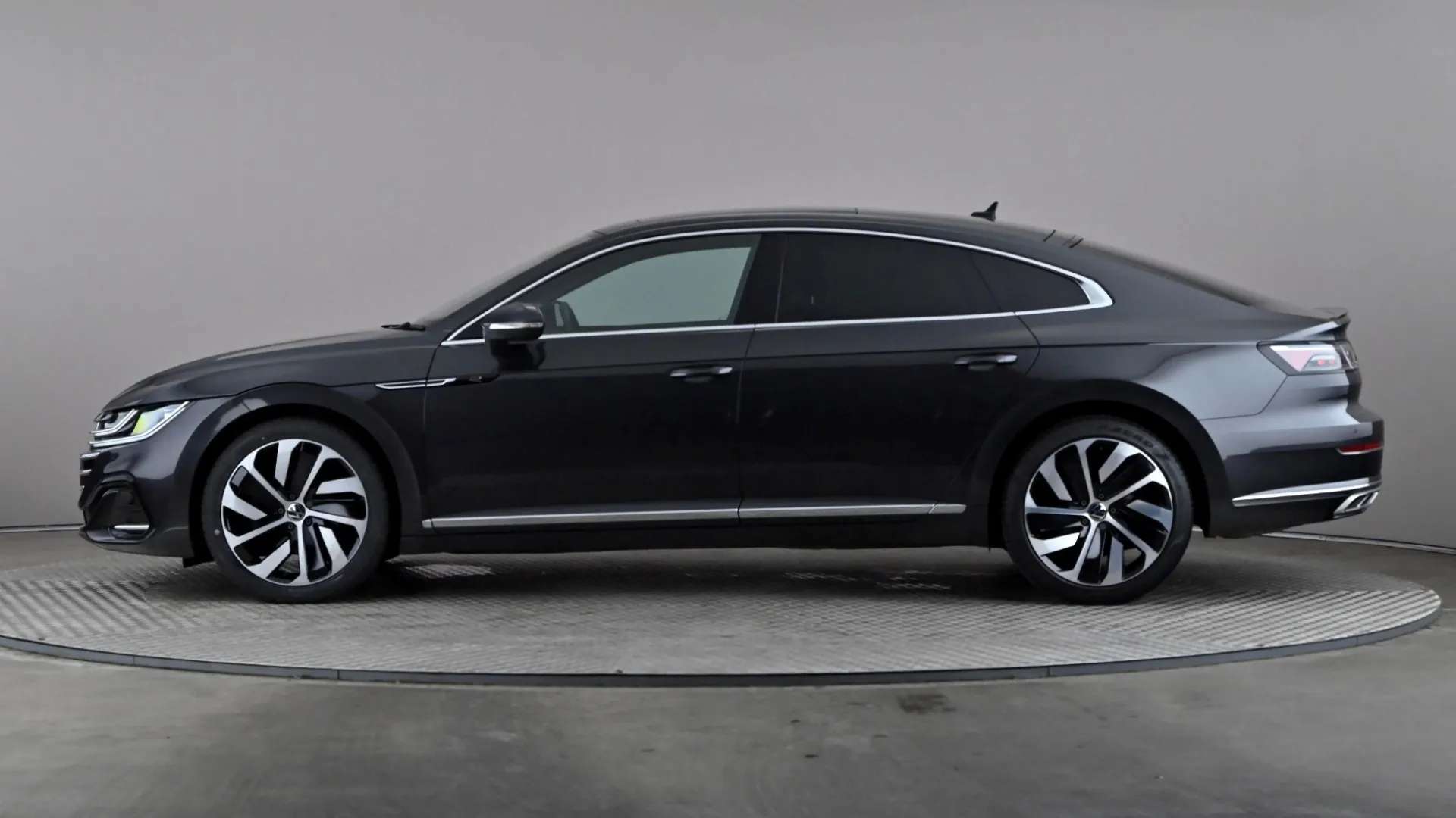 A 2023 VOLKSWAGEN ARTEON 2.0 TSI R-Line DSG A 2023 VOLKSWAGEN ARTEON 2.0 TSI R-Line DSG