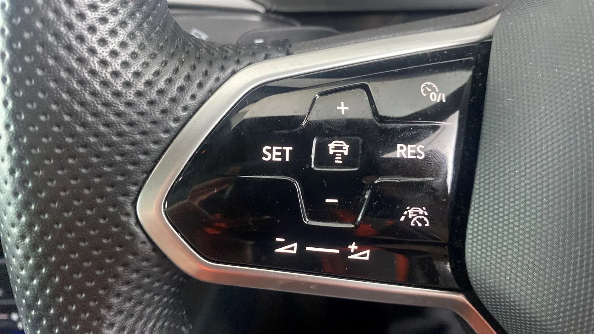 2022 VOLKSWAGEN ARTEON 2022 VOLKSWAGEN ARTEON