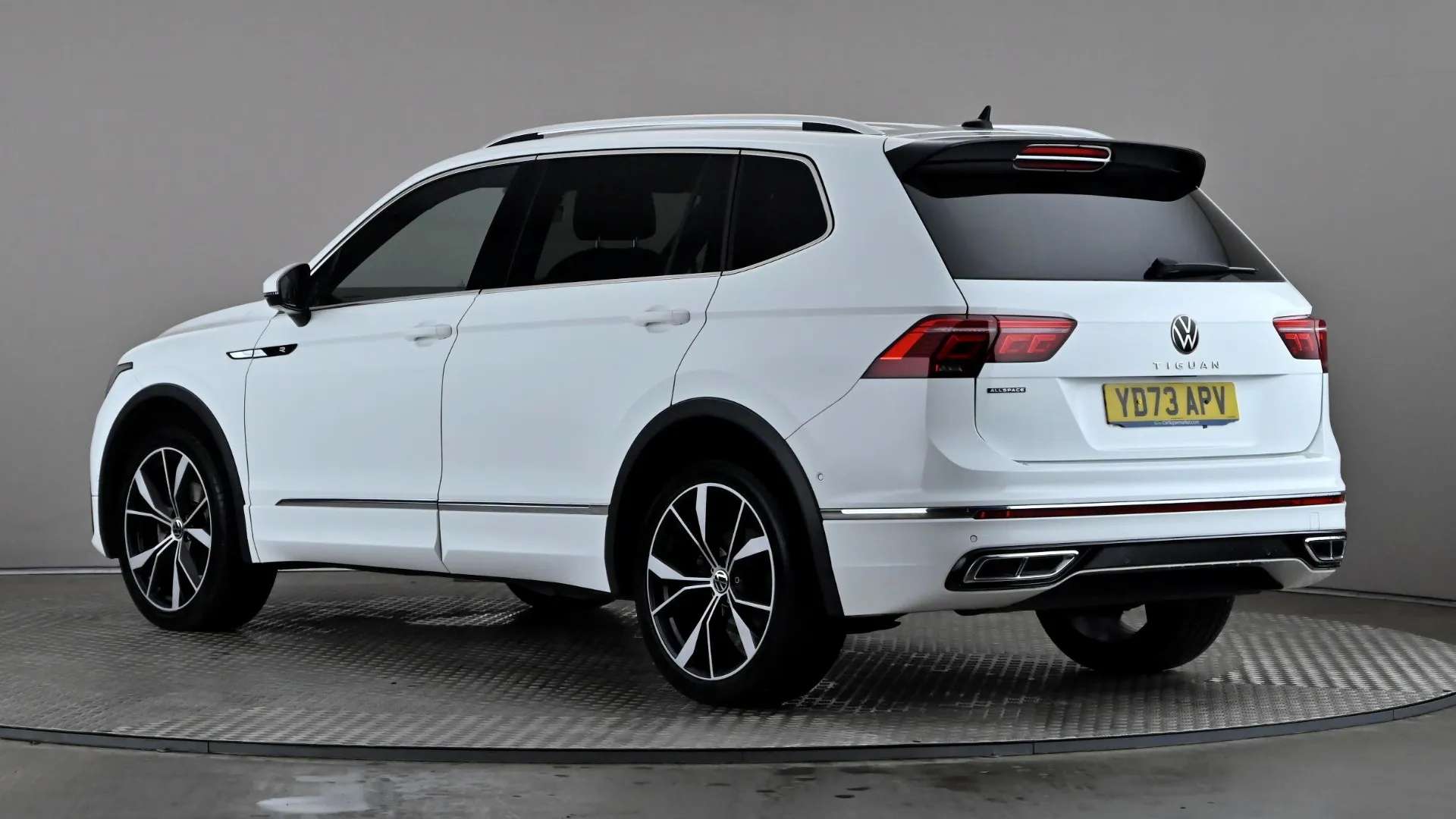 A 2023 VOLKSWAGEN TIGUAN ALLSPACE 1.5 TSI R-Line DSG A 2023 VOLKSWAGEN TIGUAN ALLSPACE 1.5 TSI R-Line DSG