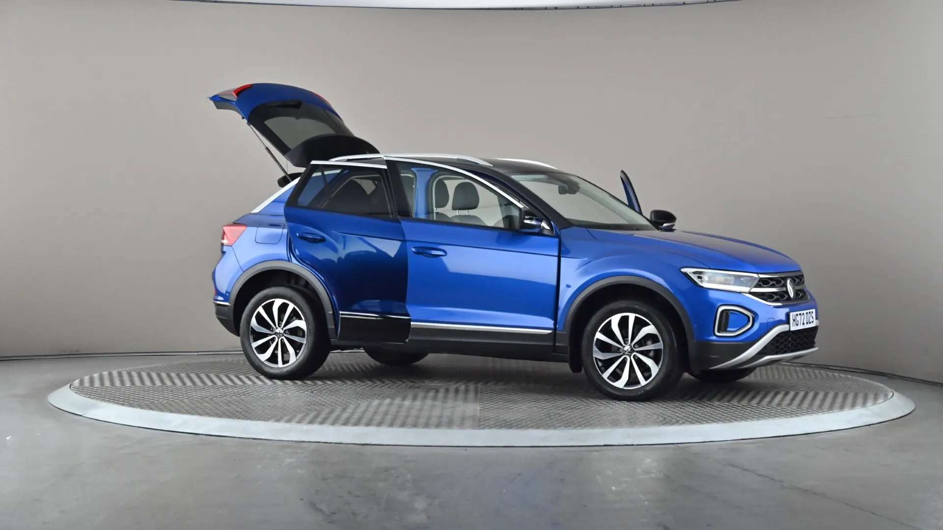 2023 VOLKSWAGEN T-ROC 2023 VOLKSWAGEN T-ROC