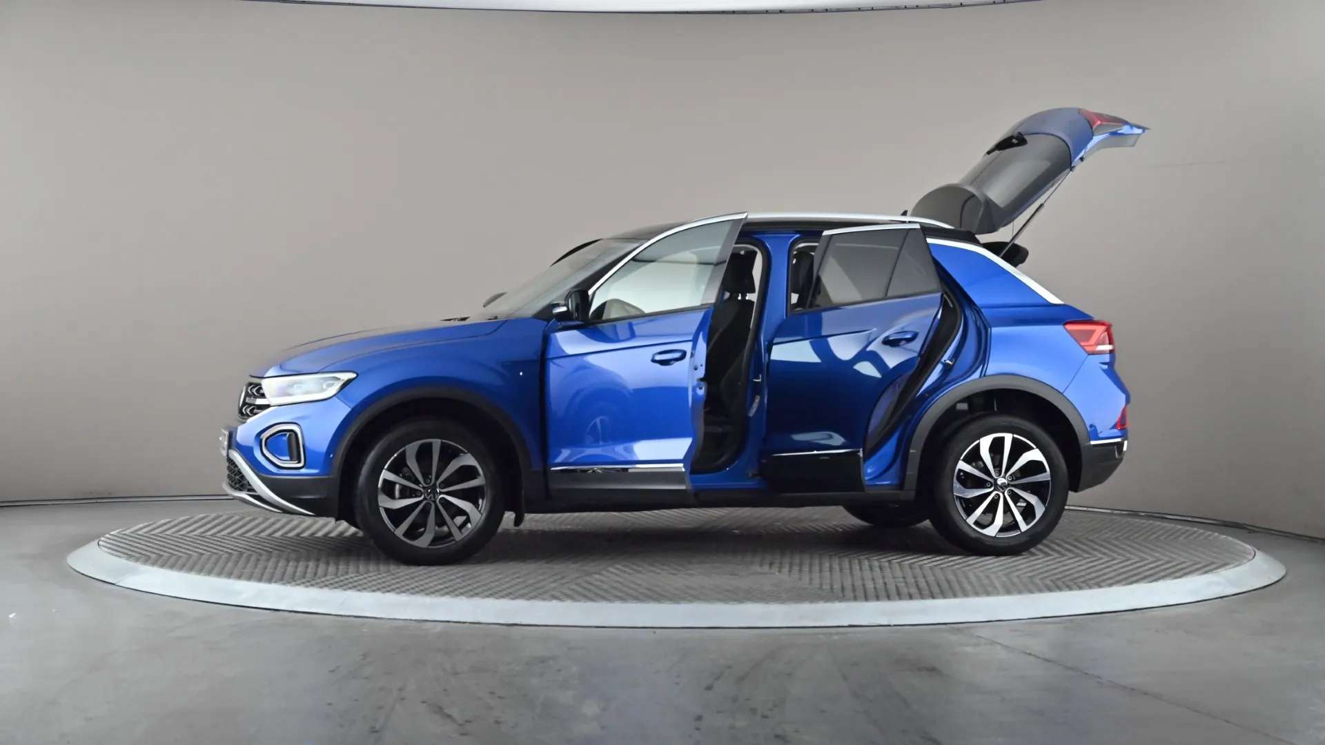 2023 VOLKSWAGEN T-ROC 2023 VOLKSWAGEN T-ROC
