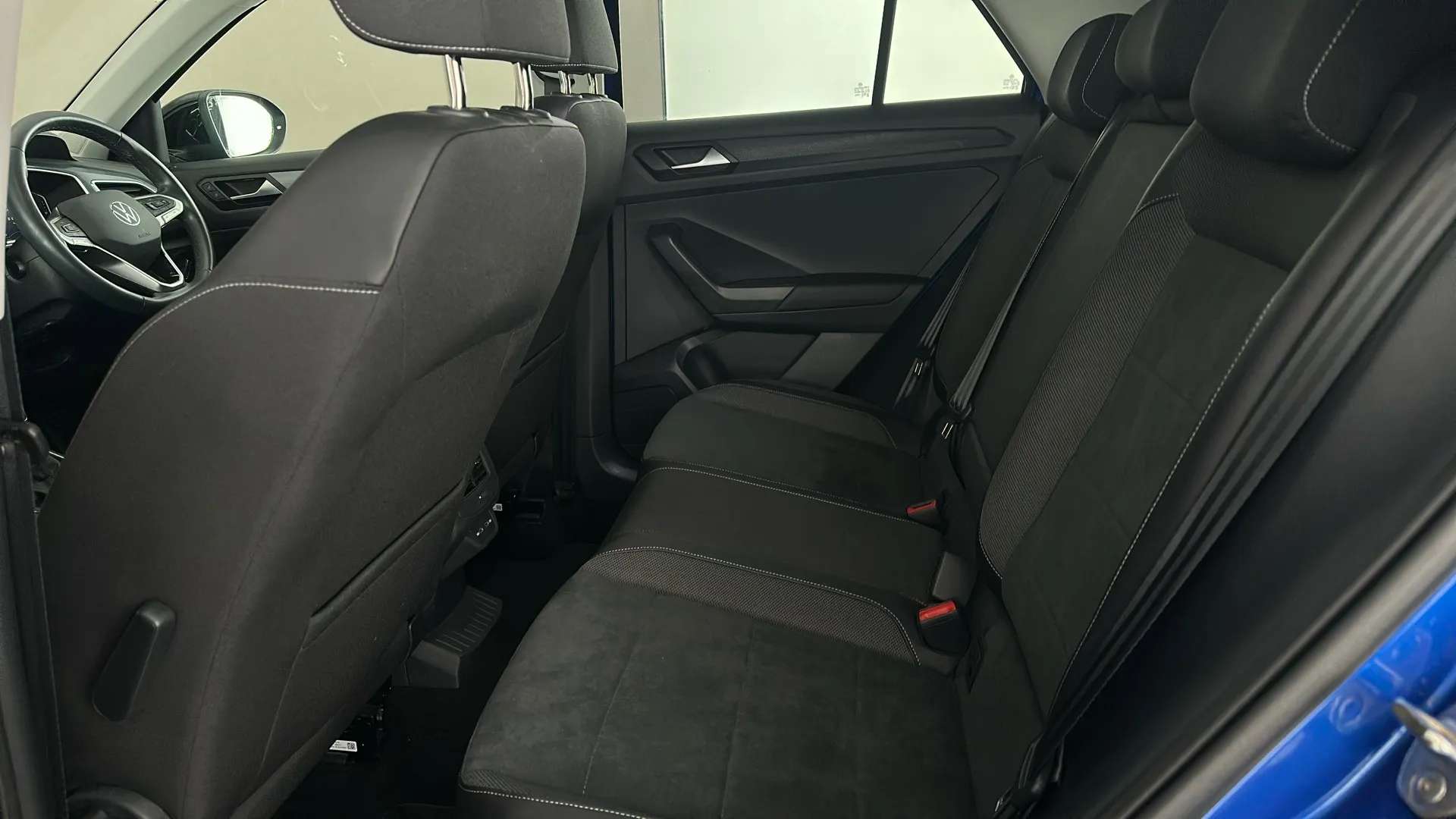 2023 VOLKSWAGEN T-ROC 2023 VOLKSWAGEN T-ROC
