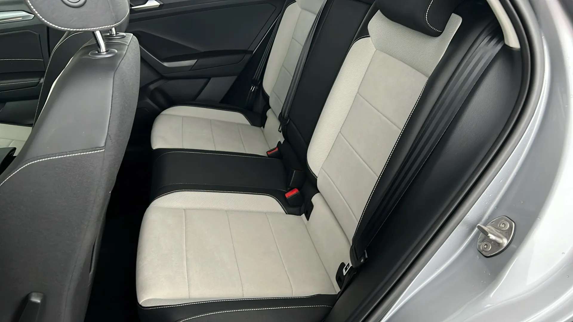 2022 VOLKSWAGEN T-ROC 2022 VOLKSWAGEN T-ROC