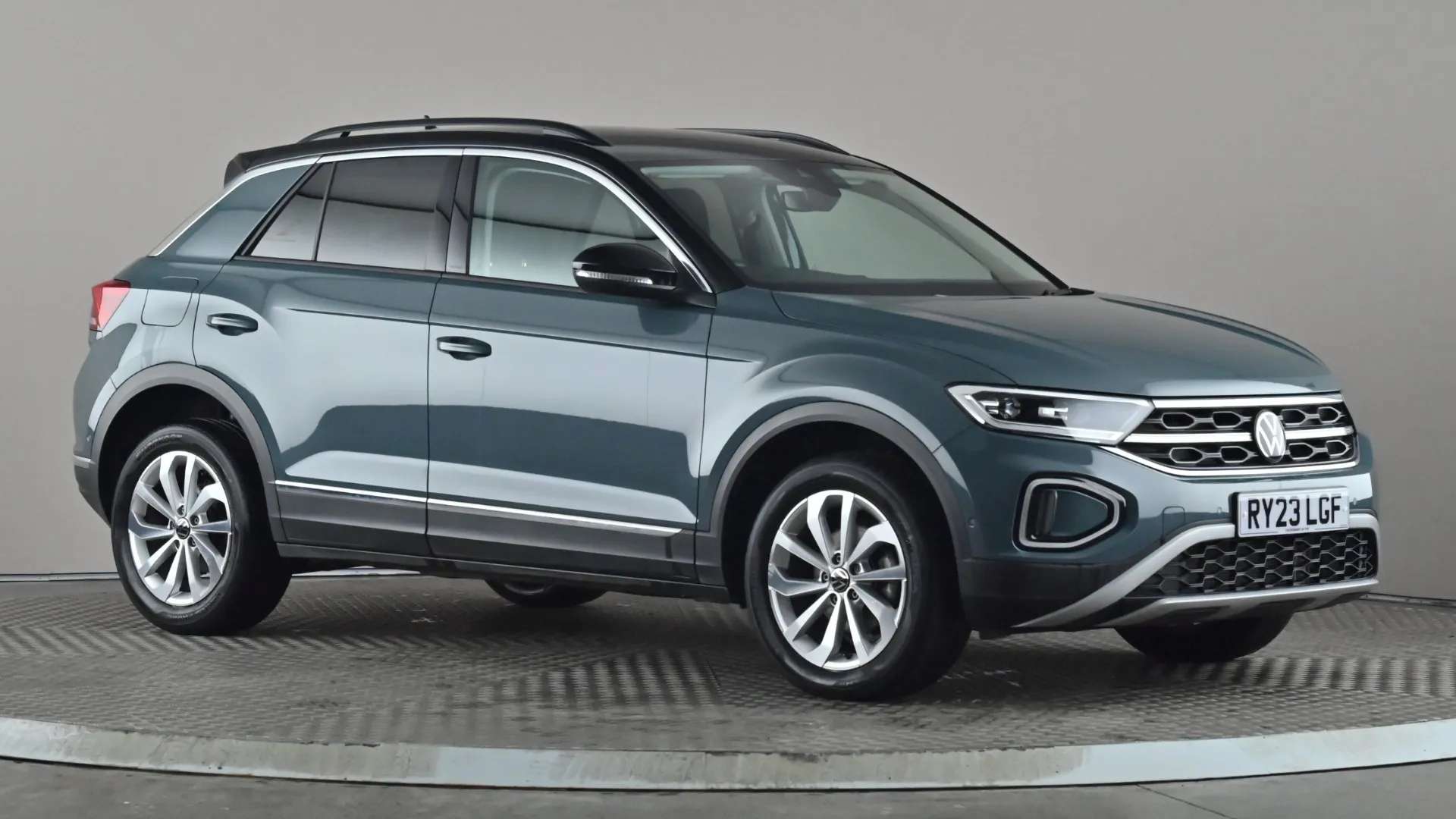 A 2023 VOLKSWAGEN T-ROC 1.5 TSI Style DSG A 2023 VOLKSWAGEN T-ROC 1.5 TSI Style DSG